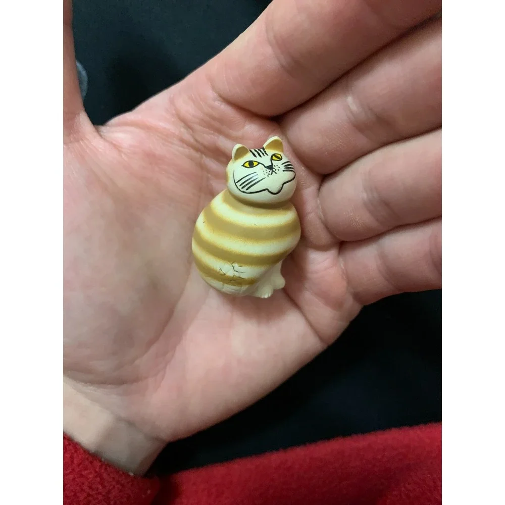 Lisa Larson Mia the Cat Mini Figure